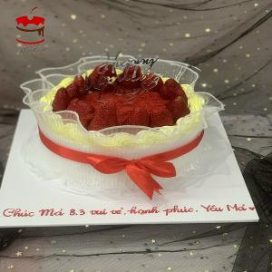 Mẫu Bánh Kem Dâu Tây Trang Trí Nơ Đỏ - MC47
